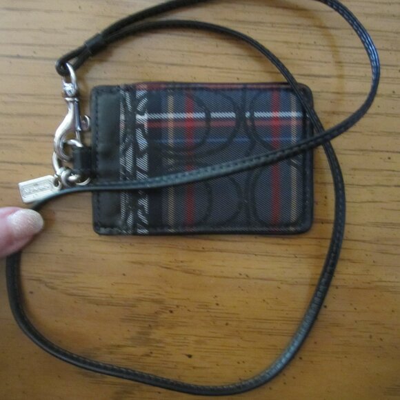 Coach Signature  Plaid Luggage or name tag holder with lanyard - Picture 1 of 4